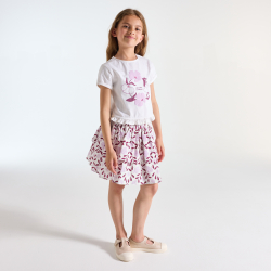 تنورة وردية اللون واسعة مطبوع عليها للفتيات